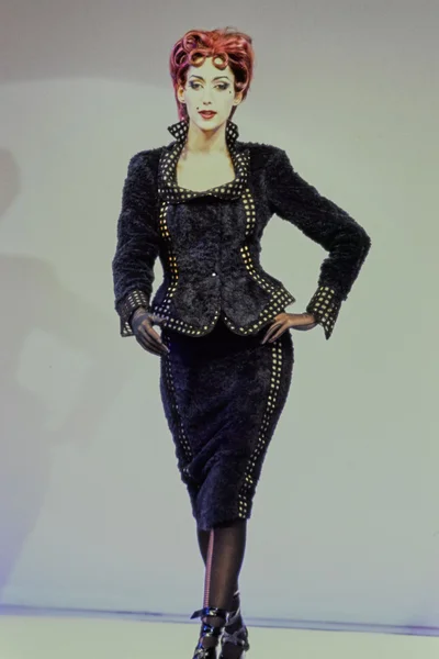 Look 45